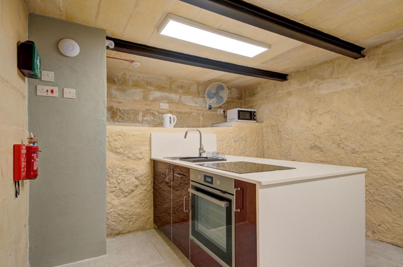 Private Rooms With Bathroom In Valletta Luaran gambar