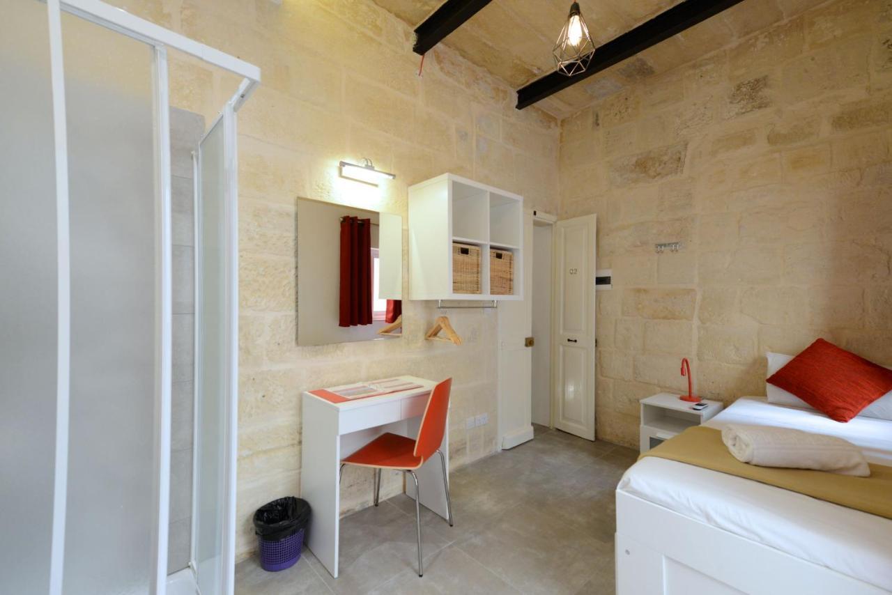 Private Rooms With Bathroom In Valletta Luaran gambar