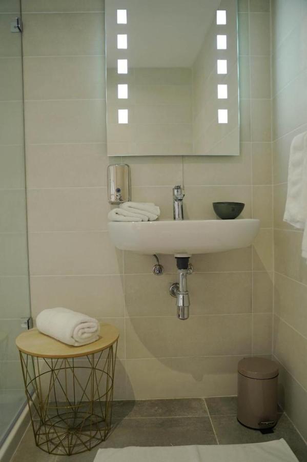 Private Rooms With Bathroom In Valletta Luaran gambar