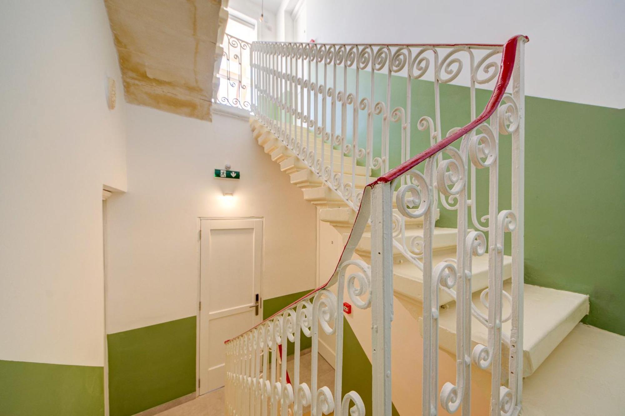 Private Rooms With Bathroom In Valletta Luaran gambar